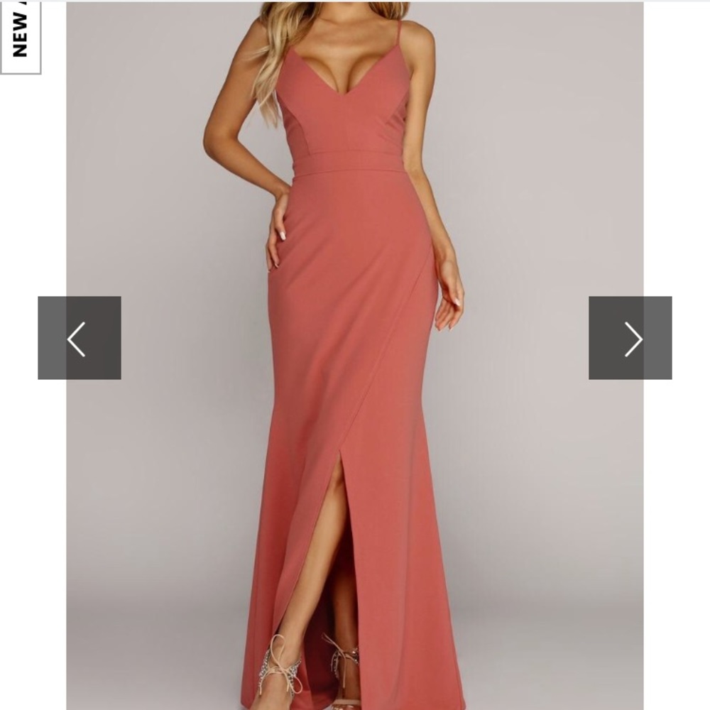 Pink maxi dress 💕